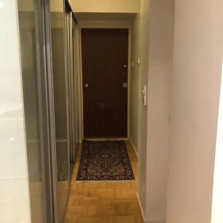 Stylish Spacious Near Centre By The Sea *