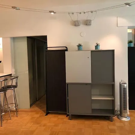 Stylish Spacious Near Centre By The Sea Helsinki