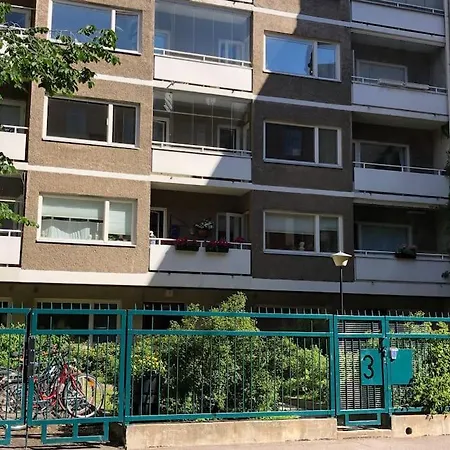 Apartment Stylish Spacious Near Centre By The Sea *